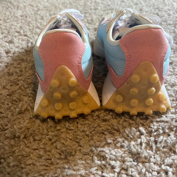 New Balance Women's Multi Trainers - Picture 2 of 4